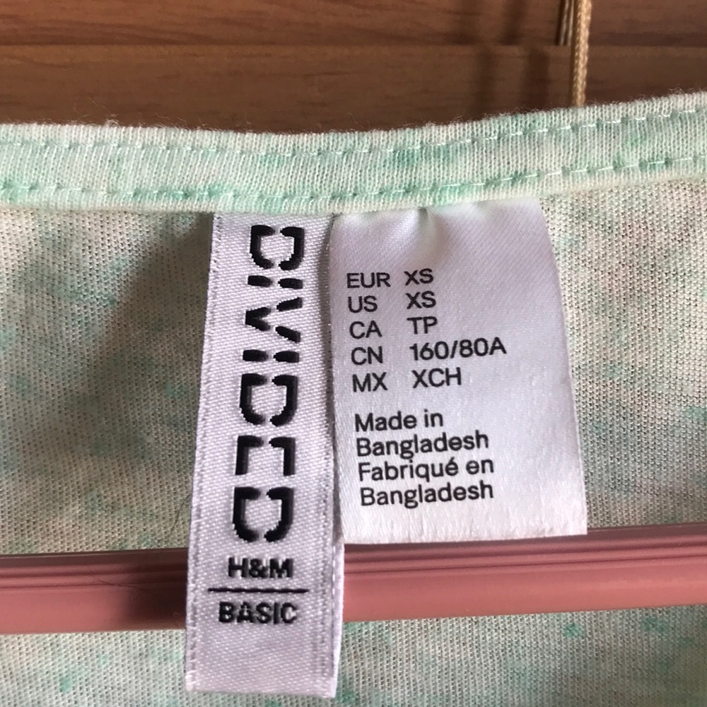 t-shirt - Picture 3 of 4